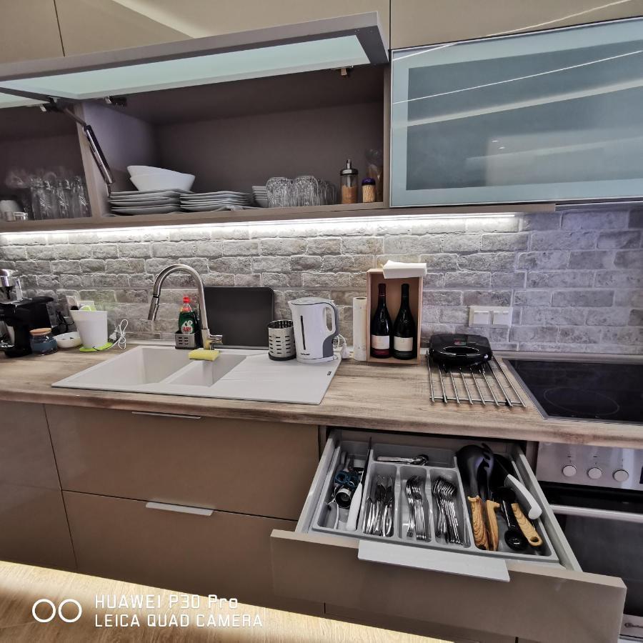 Family Apartment Zornitsa Néa Fókaia 外观 照片